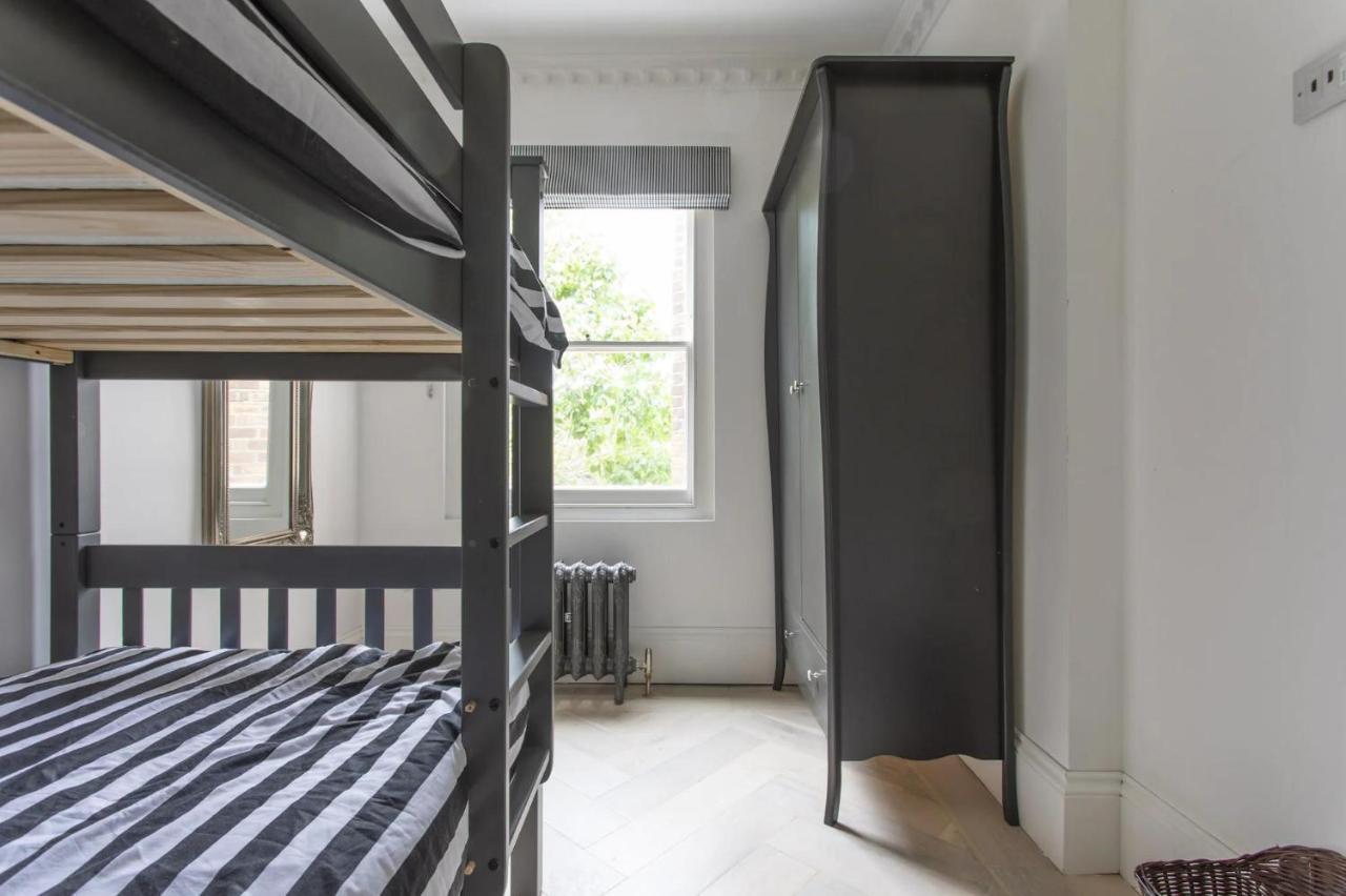 Spacious Flat In Лондон