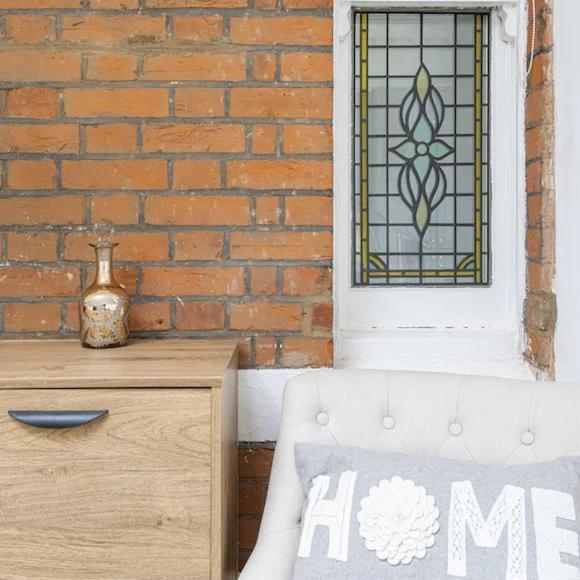 Spacious Flat In